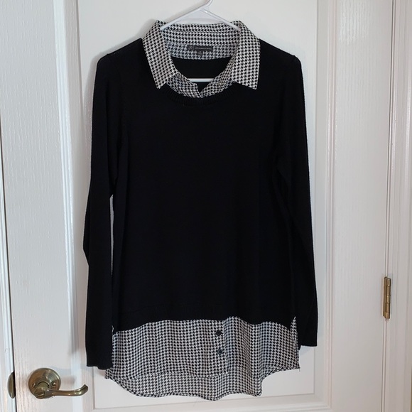Adrianna Papell Tops - Adrianna Papell Black Sweater - Houndstooth Size M
